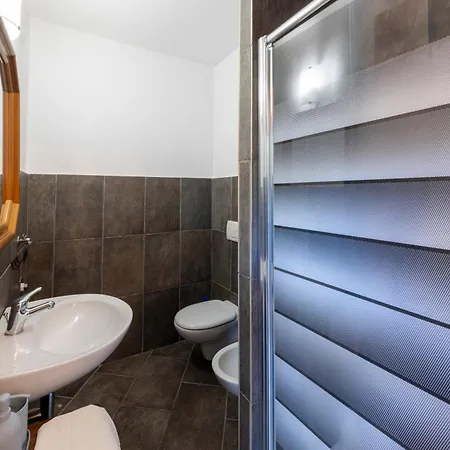 La Casa Dei Pini San Maurizio D'opaglio