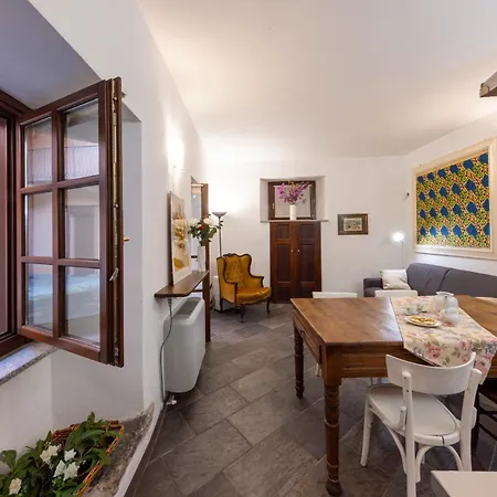Casa Relax With Garden In Front Of The * San Maurizio d'Opaglio